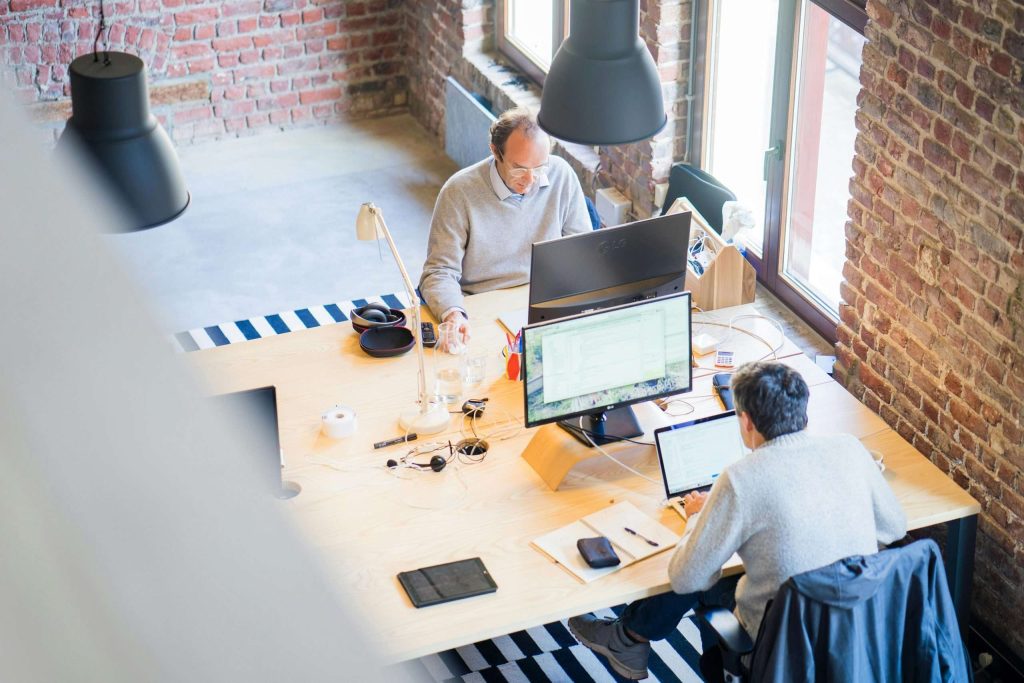 Balancing Privacy and Openness in Office Design: 5 Tips to Achieve your Goals
